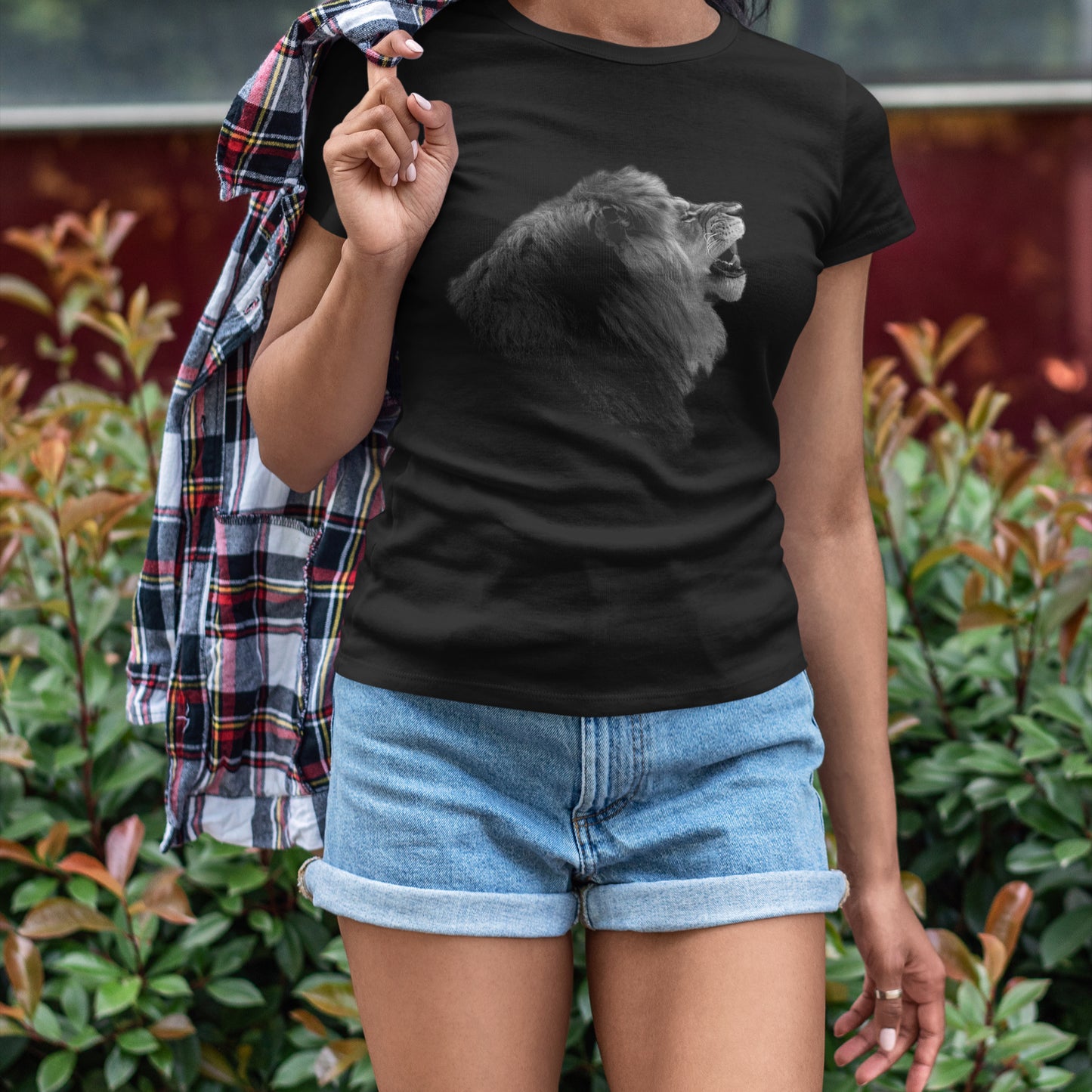 Polera Estampada León