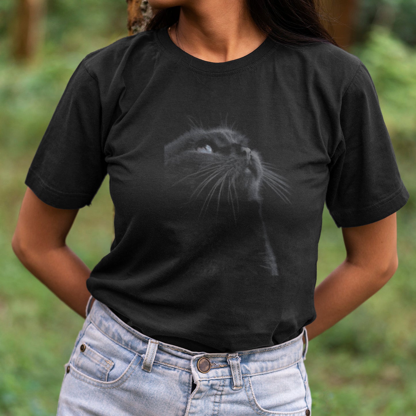 Polera Estampada Gato negro 1