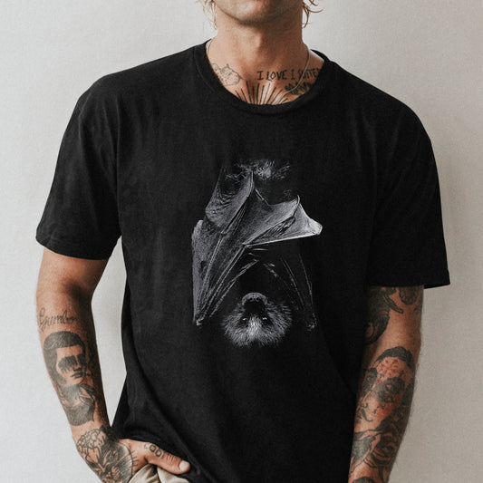 Polera Estampada Murciélago Black